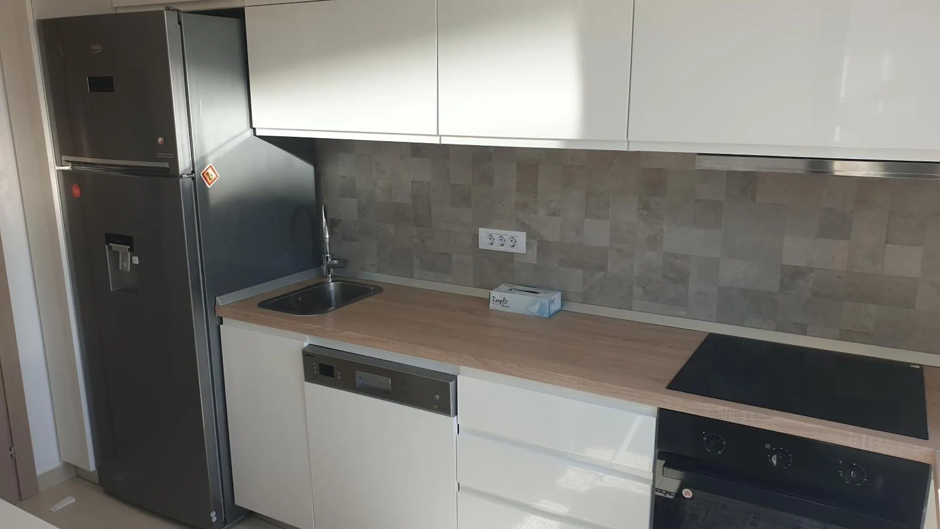 Urban Twin Escape - 2 Rooms Apartment Bucharest Romania