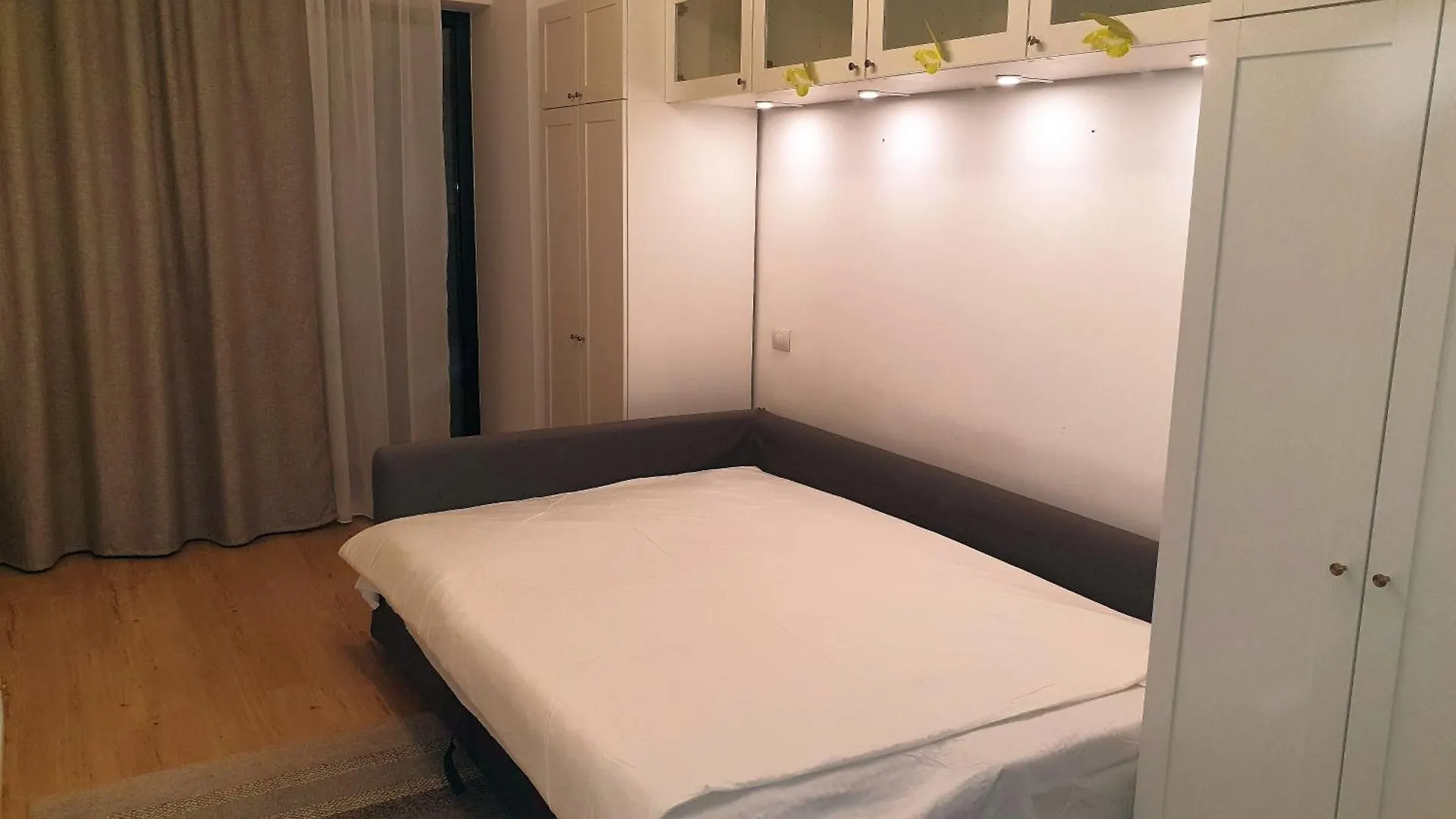Urban Twin Escape - 2 Rooms Apartment Бухарест