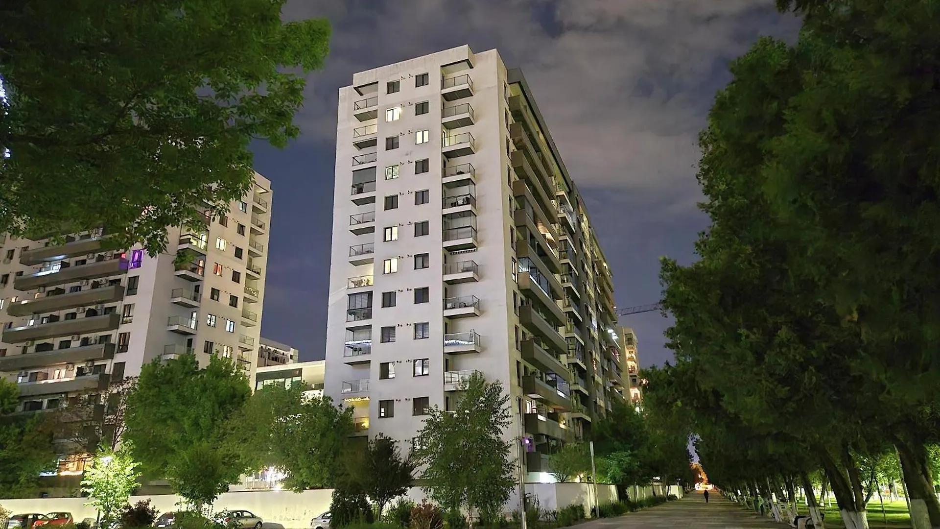 Urban Twin Escape - 2 Rooms Apartment Bukarest